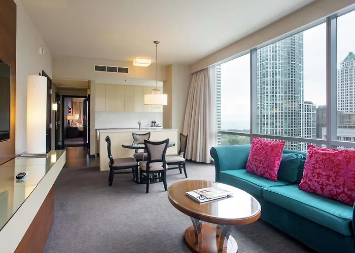 Thewit Chicago By Suiteness